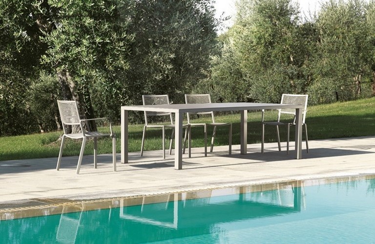 Sedia e Poltroncina impilabile Easy FAST in alluminio pressofuso